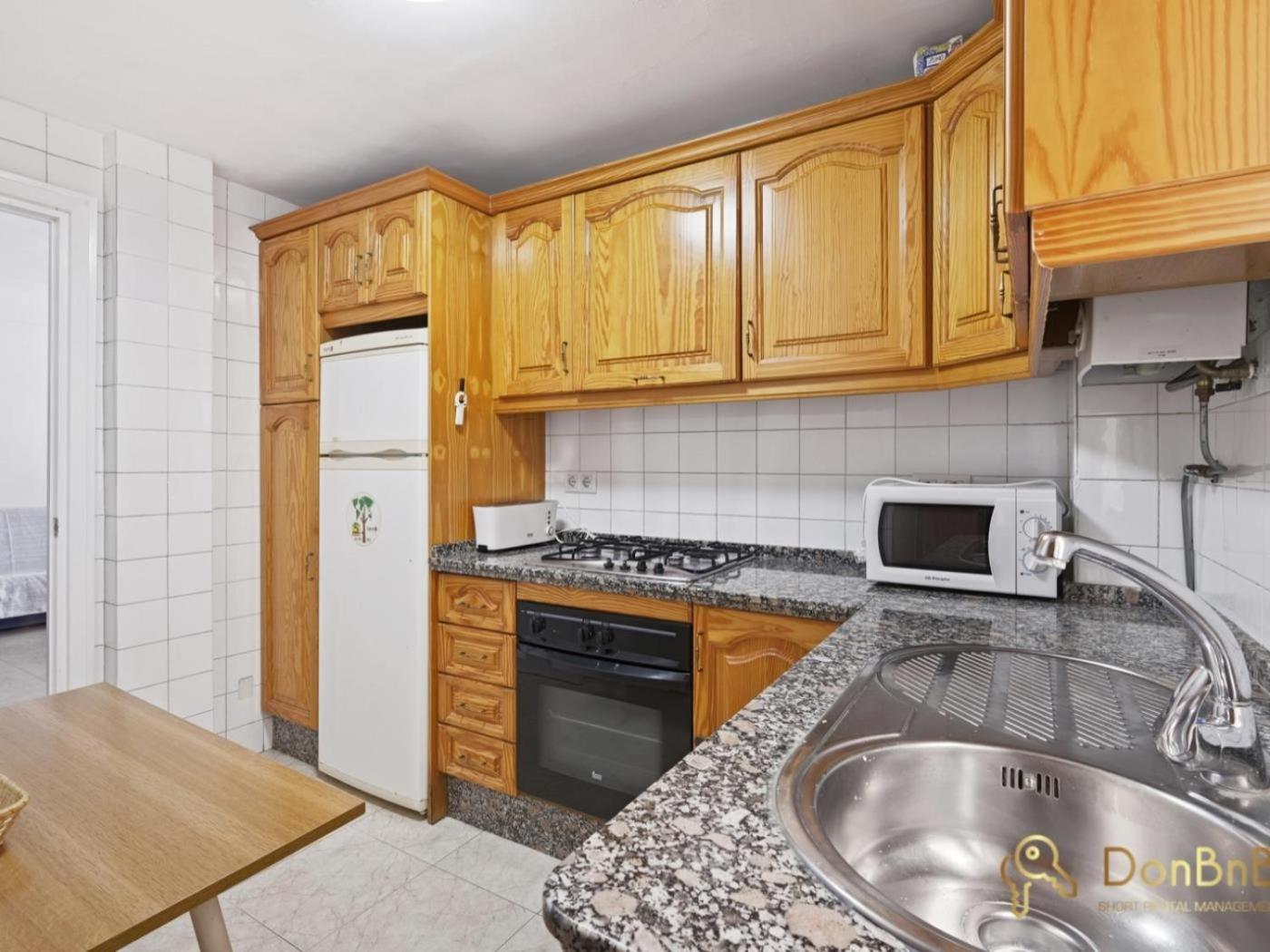 Apartamento Con Piscina En La Primera Linea De Playa De Fuengirola Rom bilde