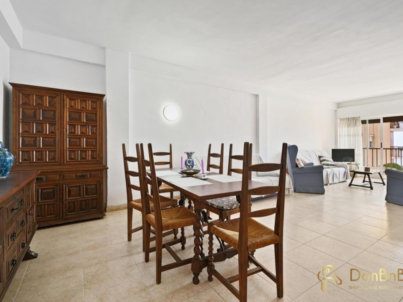 Apartamento Con Piscina En La Primera Linea De Playa De Fuengirola Rom bilde