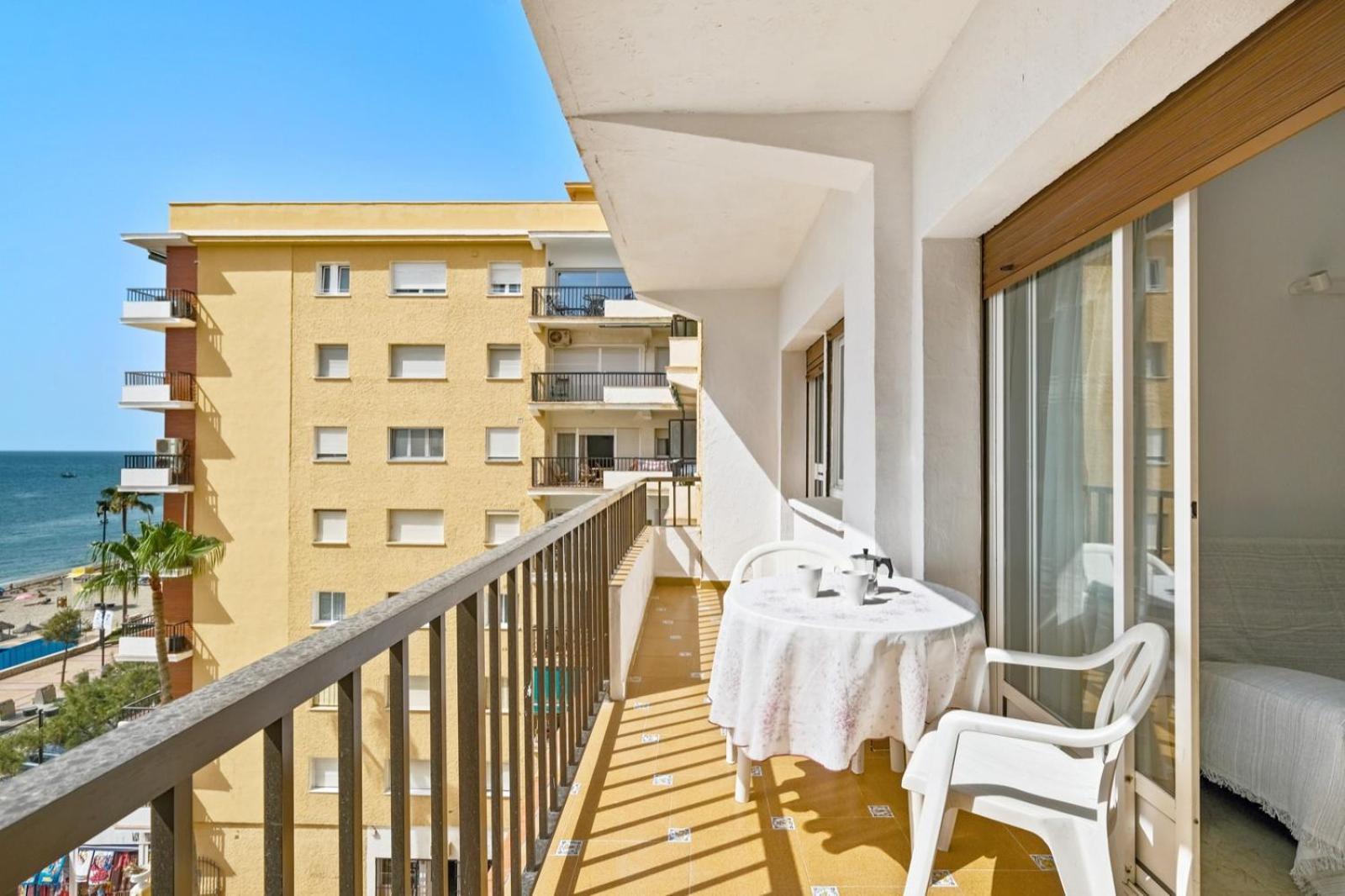 Apartamento Con Piscina En La Primera Linea De Playa De Fuengirola Eksteriør bilde